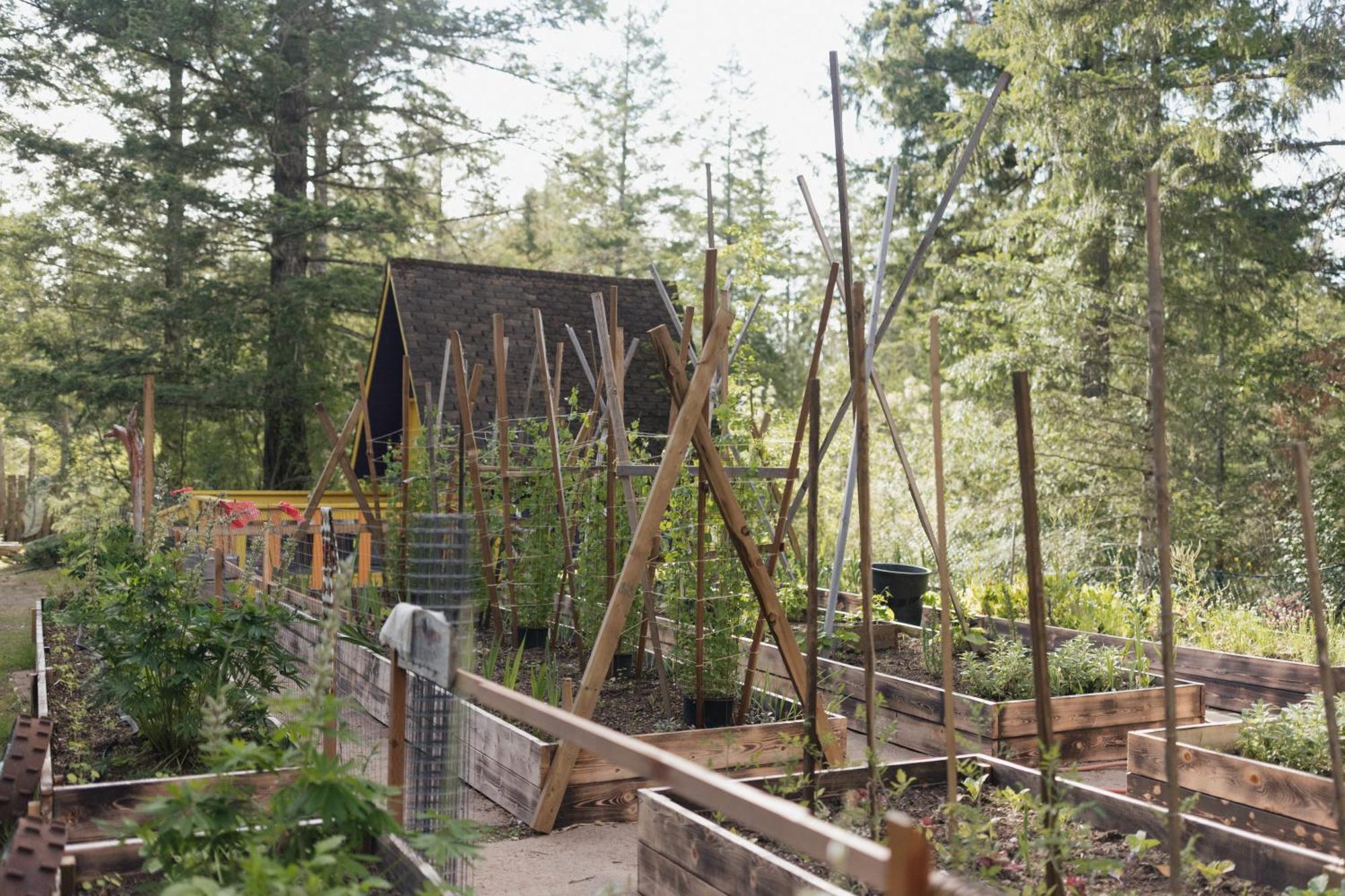 Ruby Lake Resort Madeira Park Exterior photo